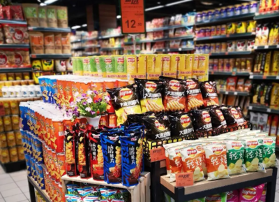 休闲食品店加盟排行榜解析 以零食物语为例探讨品类齐全优势